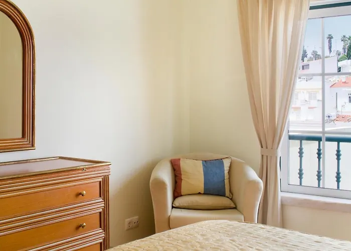 Daire Terrace Rc Carvoeiro (Lagoa)